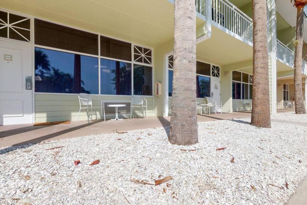 Sea Breeze, Studio 510, Beach Steps Away!+Pool+Wifi รัสกิน ภายนอก รูปภาพ